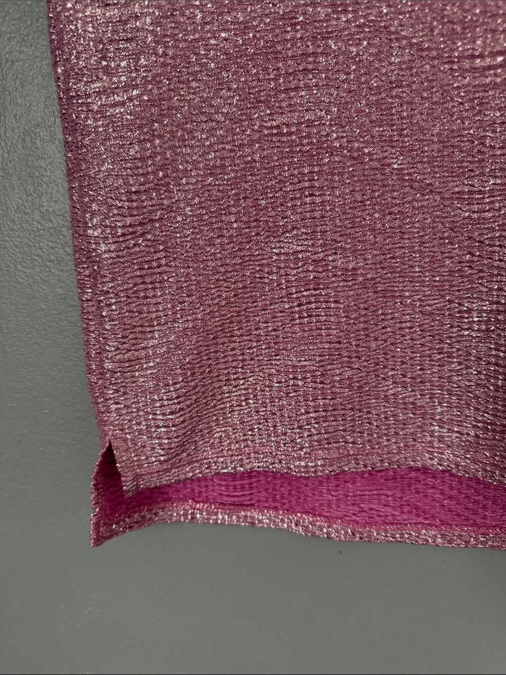 Candie's Women’s Y2K 90s Shimmery Pink Short Sleeve‎ Scoop Neck Top size Small